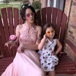 Meet your Posher, Kasidy